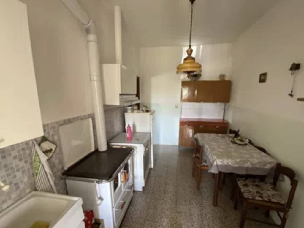 Appartamento a Monte roberto in Via Trento - Foto 3