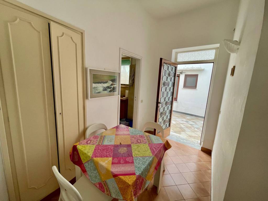 Appartamento a Capri in Via Dalmazio Birago - Foto 3