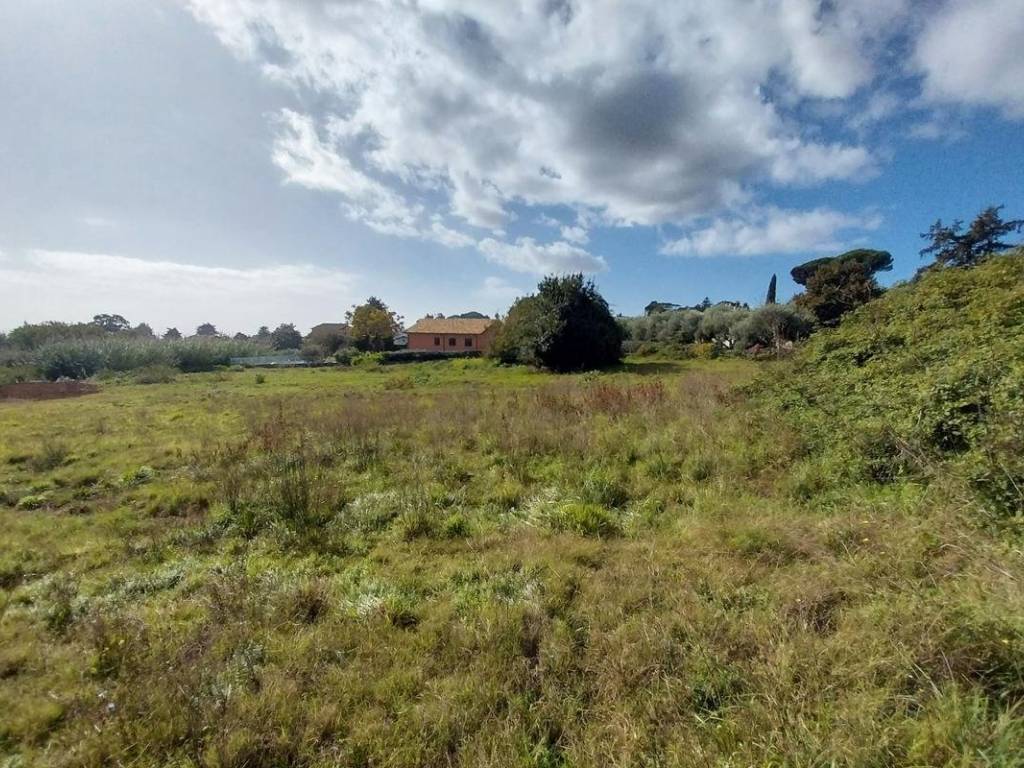 Terreno a Lariano in Via Enrico Fermi - Foto 3