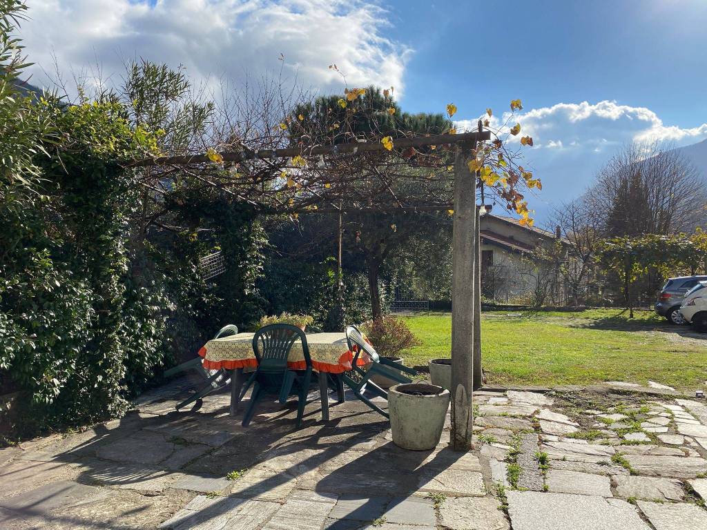 Casa indipendente a Mergozzo in Via Basilio Bozzetti - Foto 2