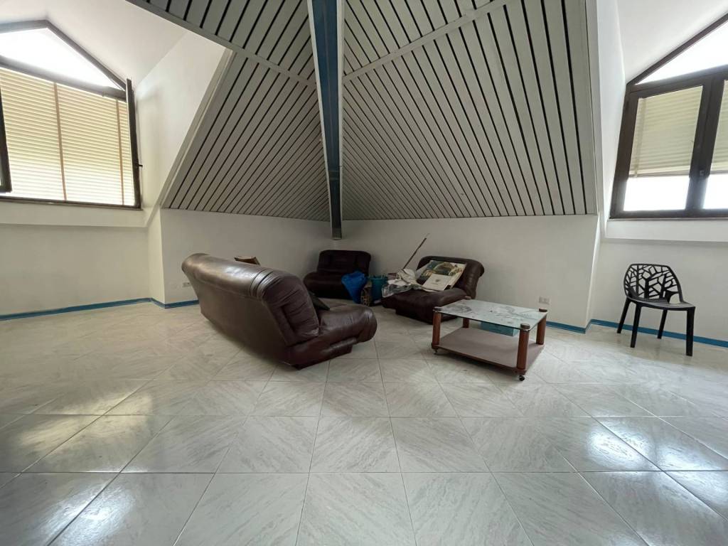 Appartamento a Caserta in Via Francesco Daniele, 55 - Foto 4