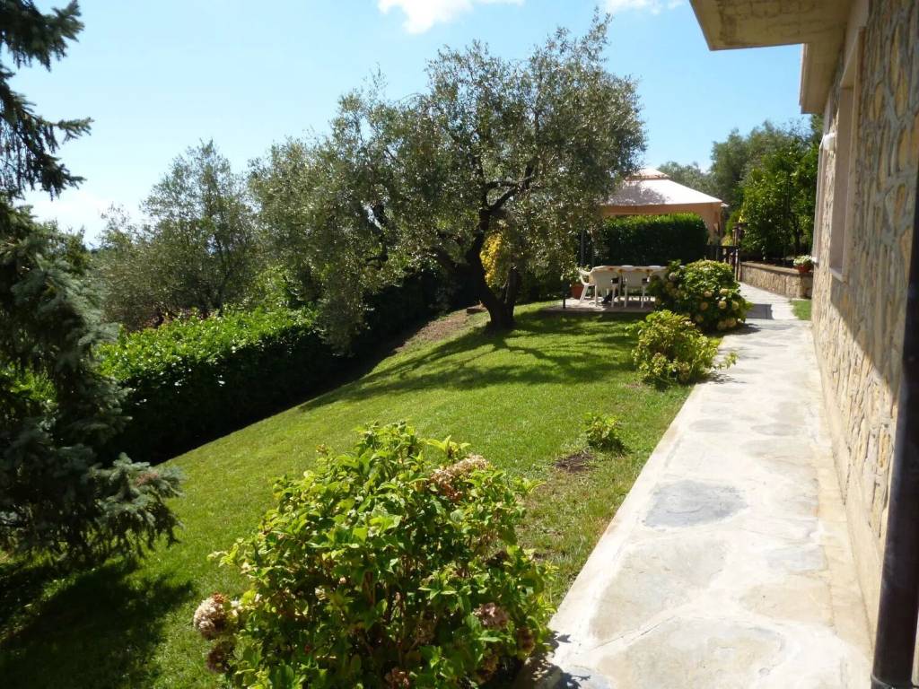 Villa a Massarosa in Corsanico No Number - Foto 2