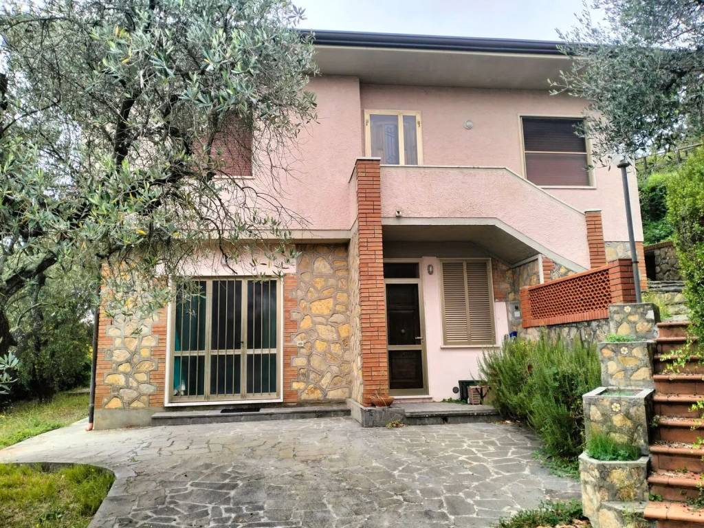 Villa a Massarosa in Corsanico No Number - Foto 3