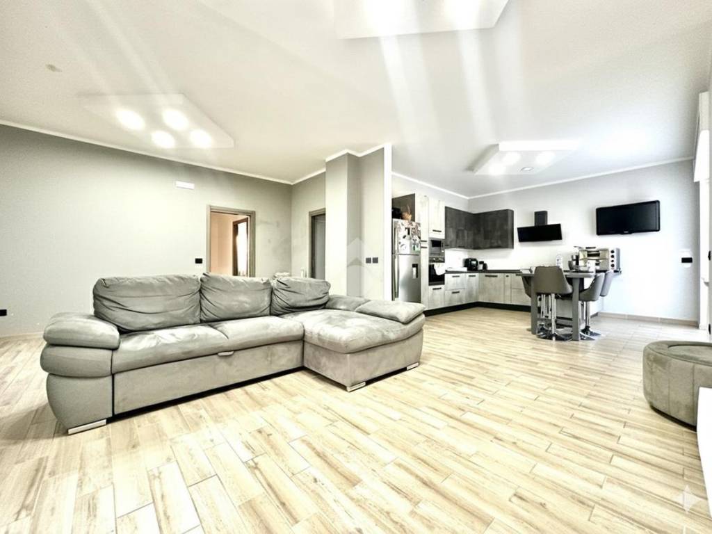 Villa a Tortona in Via Antico Traghetto - Foto 2