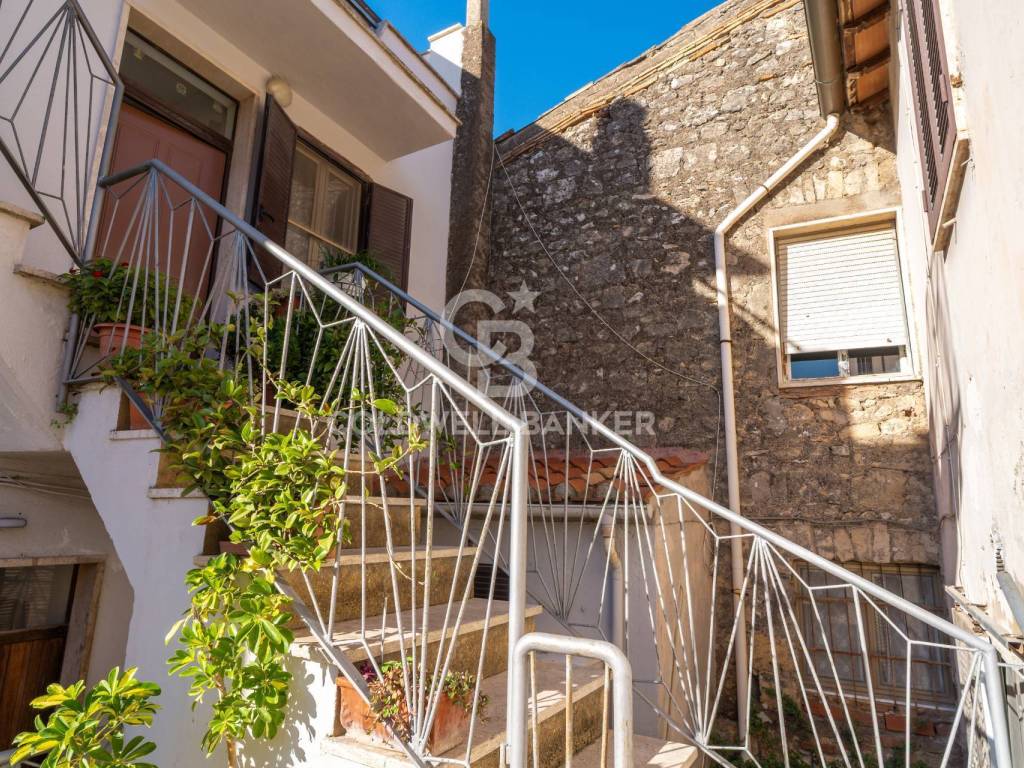 Appartamento a Tarquinia in Piazza della Tribuna, 13 - Foto 4