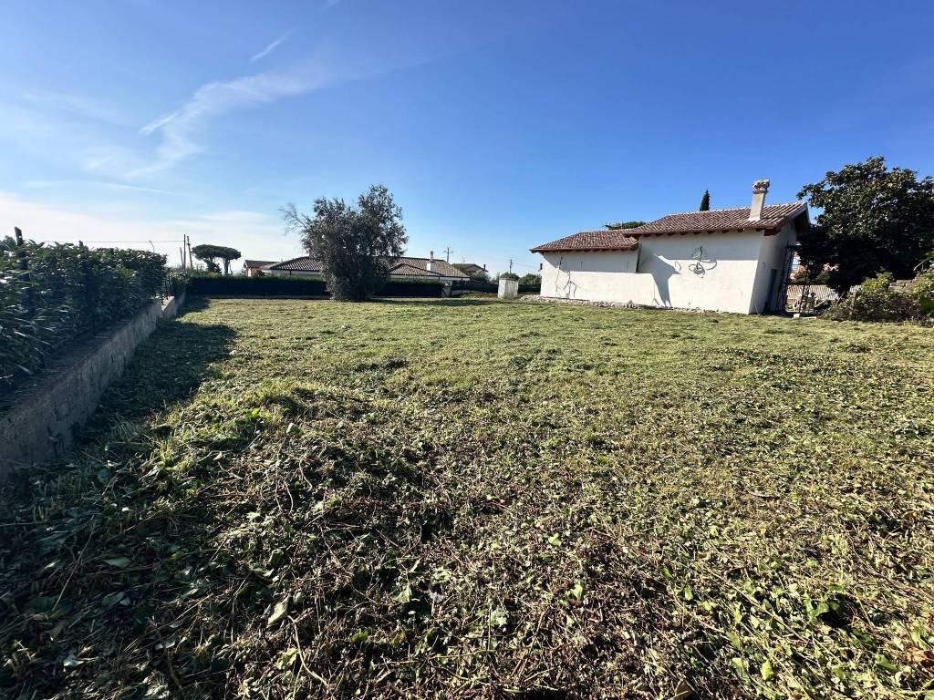 Terreno a Genzano di roma in Via Petronio - Foto 2