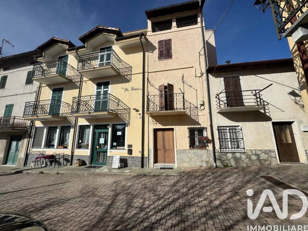 Appartamento a Bardineto in Piazza MILITE IGNOTO - Foto 2