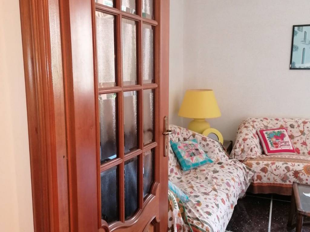 Appartamento a Genova in Via Posalunga - Foto 4