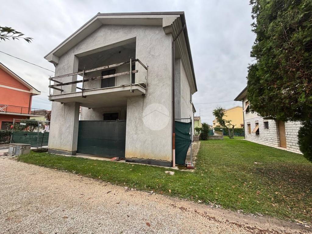 Casa indipendente a Fano in Via I Strada, 80 - Foto 4