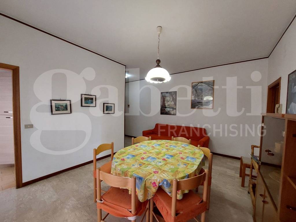 Appartamento a Alba adriatica in Lungomare Marconi, 92 - Foto 5