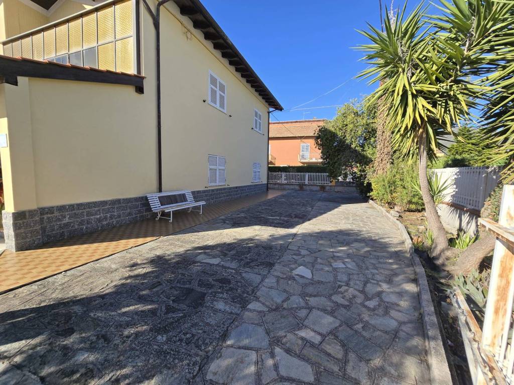 Appartamento a Albenga in Regione Coste di Leca, 7 - Foto 5