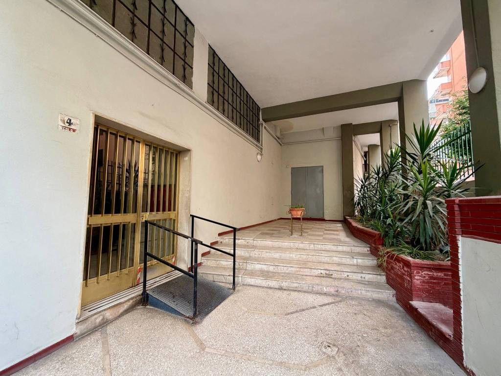 Appartamento a Portici in Via della Libertà Traversa 1 Sinistra, 4 - Foto 4