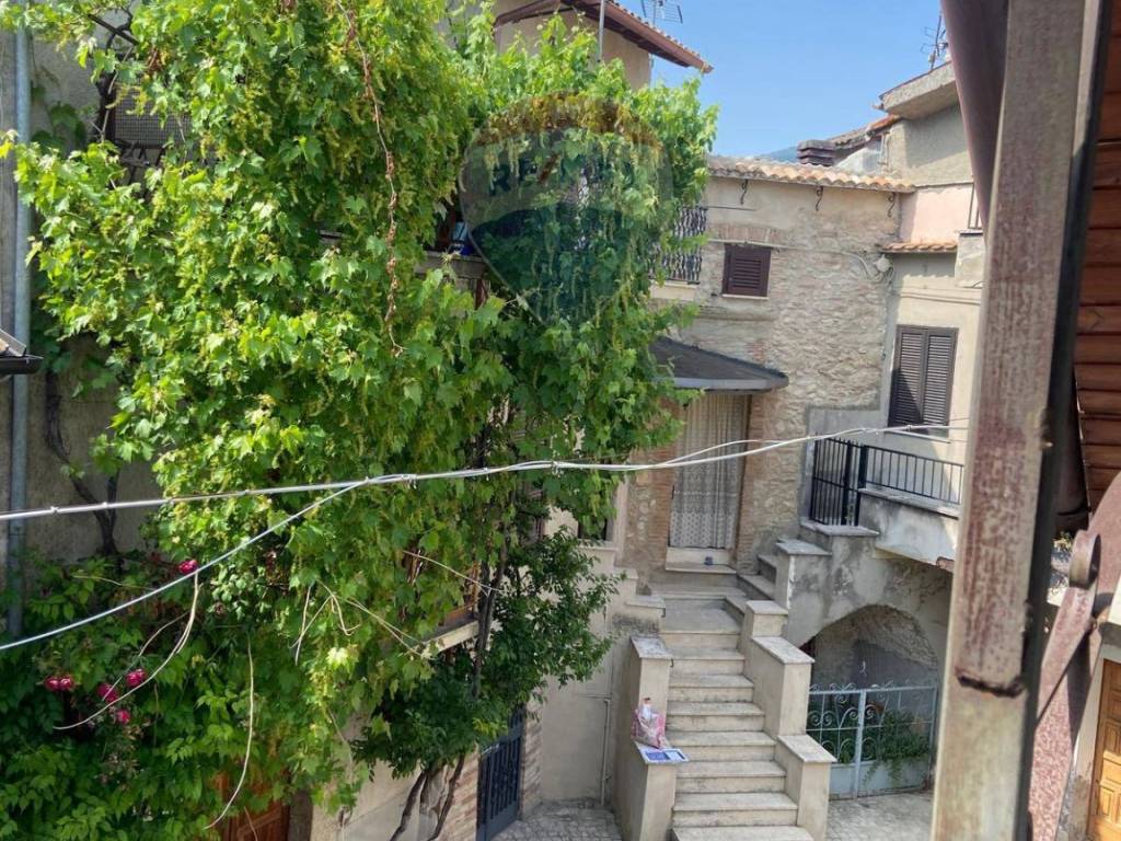 Casa indipendente a Pozzaglia sabina in Via Tarpea - Foto 4