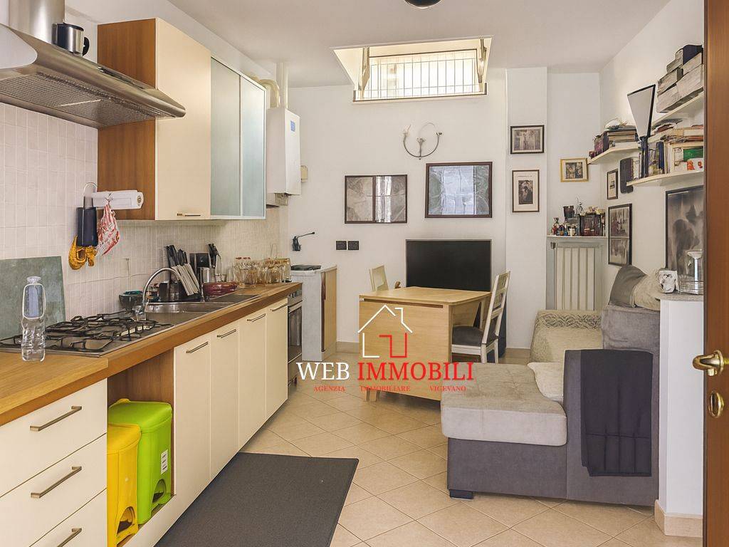 Appartamento a Vigevano in Via Gioacchino Rossini, 14 - Foto 3