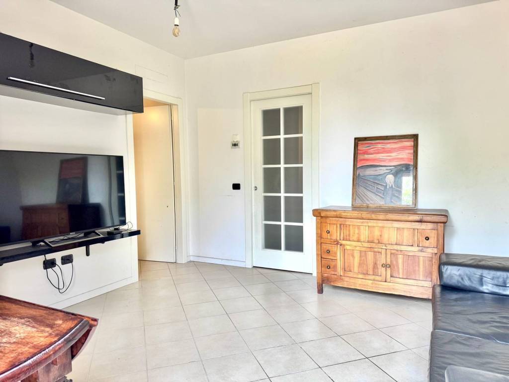 Appartamento a Reggio emilia in Via Mario Sironi - Foto 2