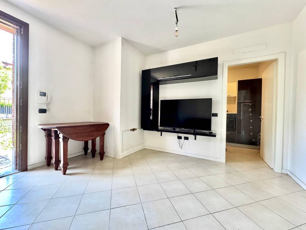 Appartamento a Reggio emilia in Via Mario Sironi - Foto 3