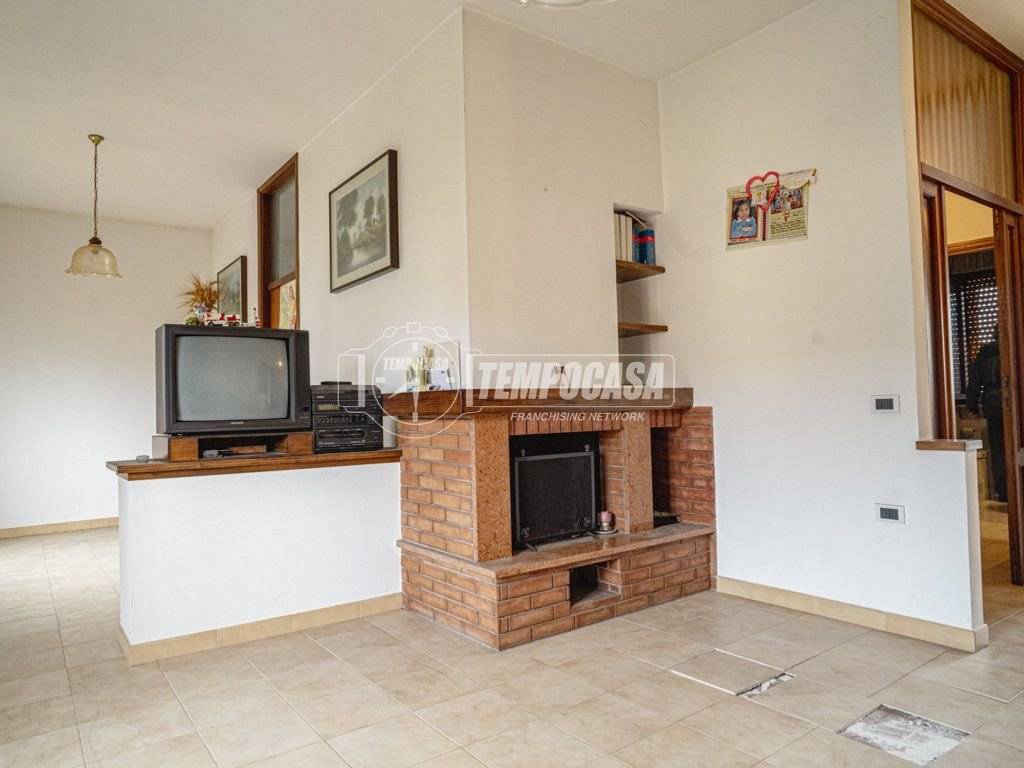 Appartamento a Fano in Via Ciro Menotti - Foto 2
