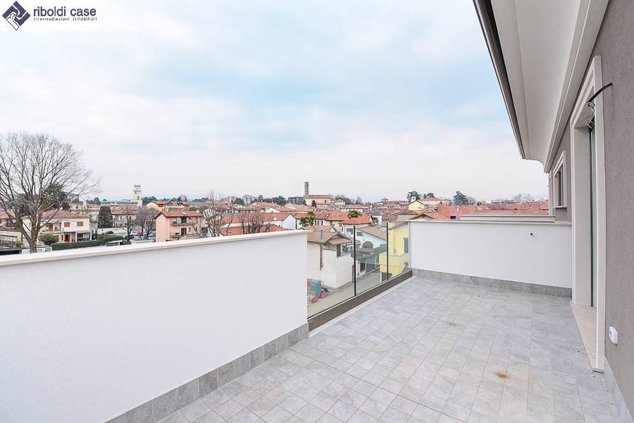 Attico / mansarda a Carate brianza in Via C. Cesana - Foto 4