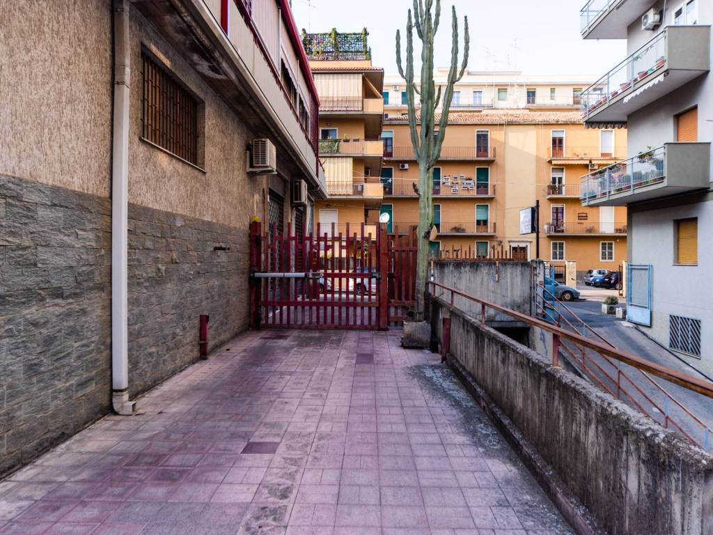 Appartamento a Catania in Via Raimondo Franchetti, 72 - Foto 3