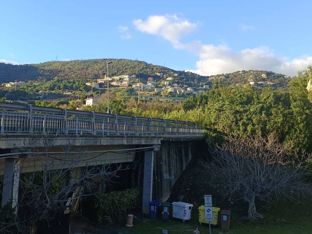 Appartamento a Pietra ligure in Via Riviera - Foto 2
