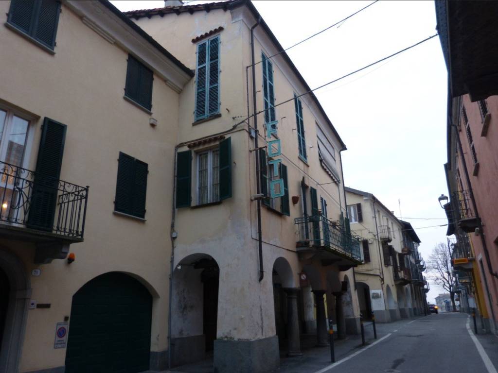 Palazzo / stabile a Fossano in Via Oddino Barotti - Foto 2