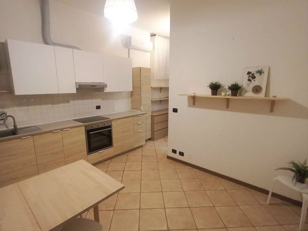 Appartamento a Bologna in Via Nino Bertocchi, 34 - Foto 2