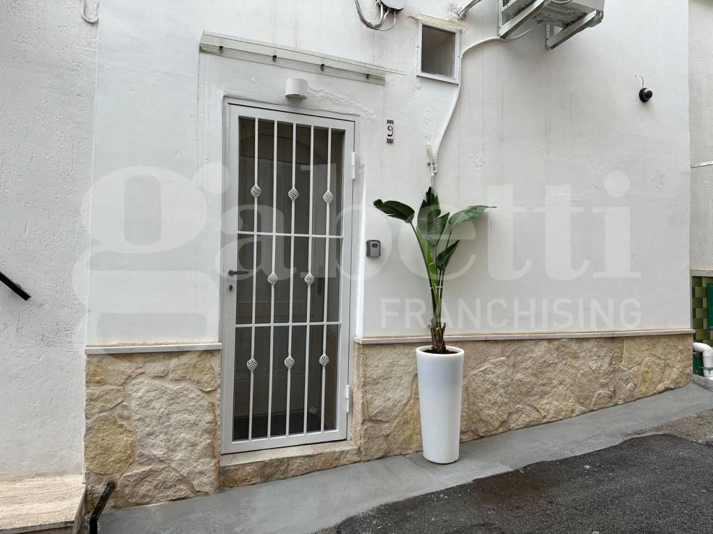 Casa indipendente a Ostuni in Via Giuditta Tavani Arquati, 10 - Foto 4