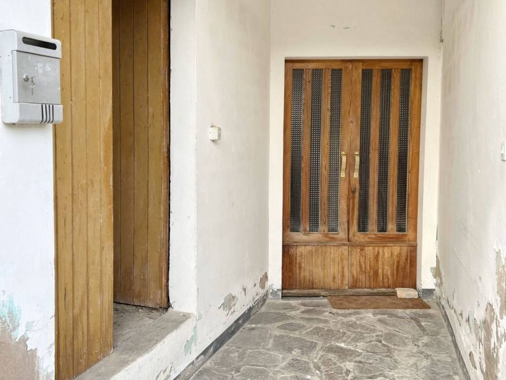 Casa indipendente a Castelnovo ne' monti in Via Cinqueterre, 11 - Foto 4