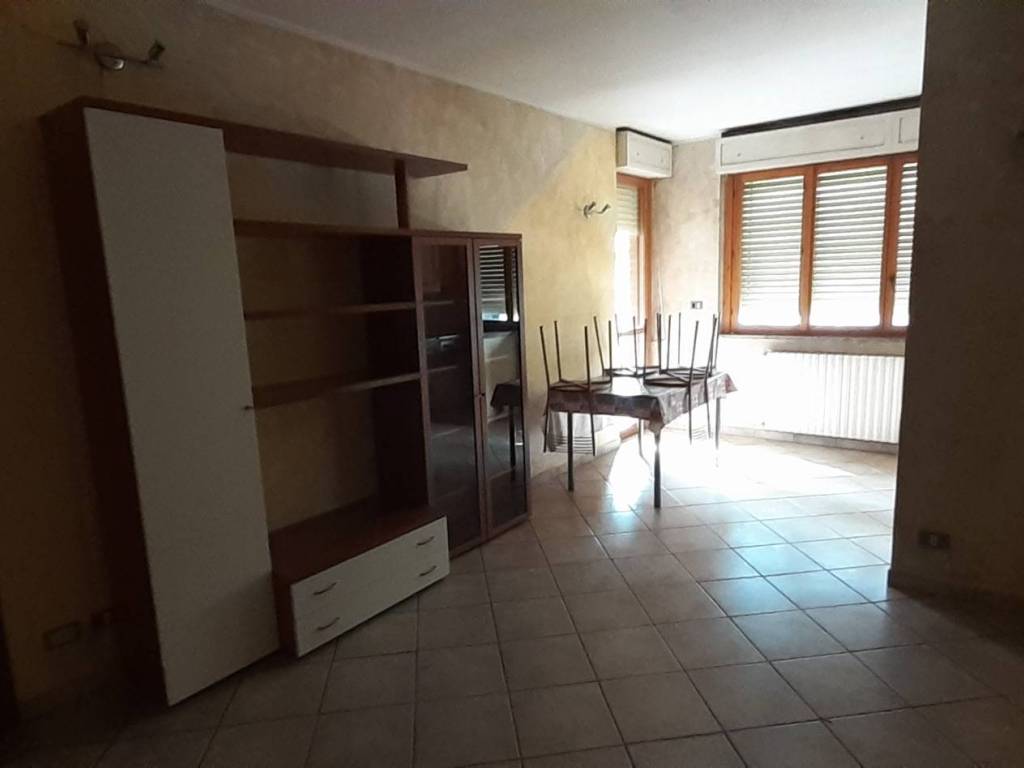 Appartamento a Asti in Via Ugo Rossi - Foto 4