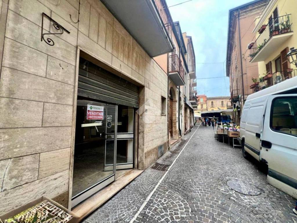 Immobile a Notaresco in Via Guglielmo Marconi, 13 - Foto 2