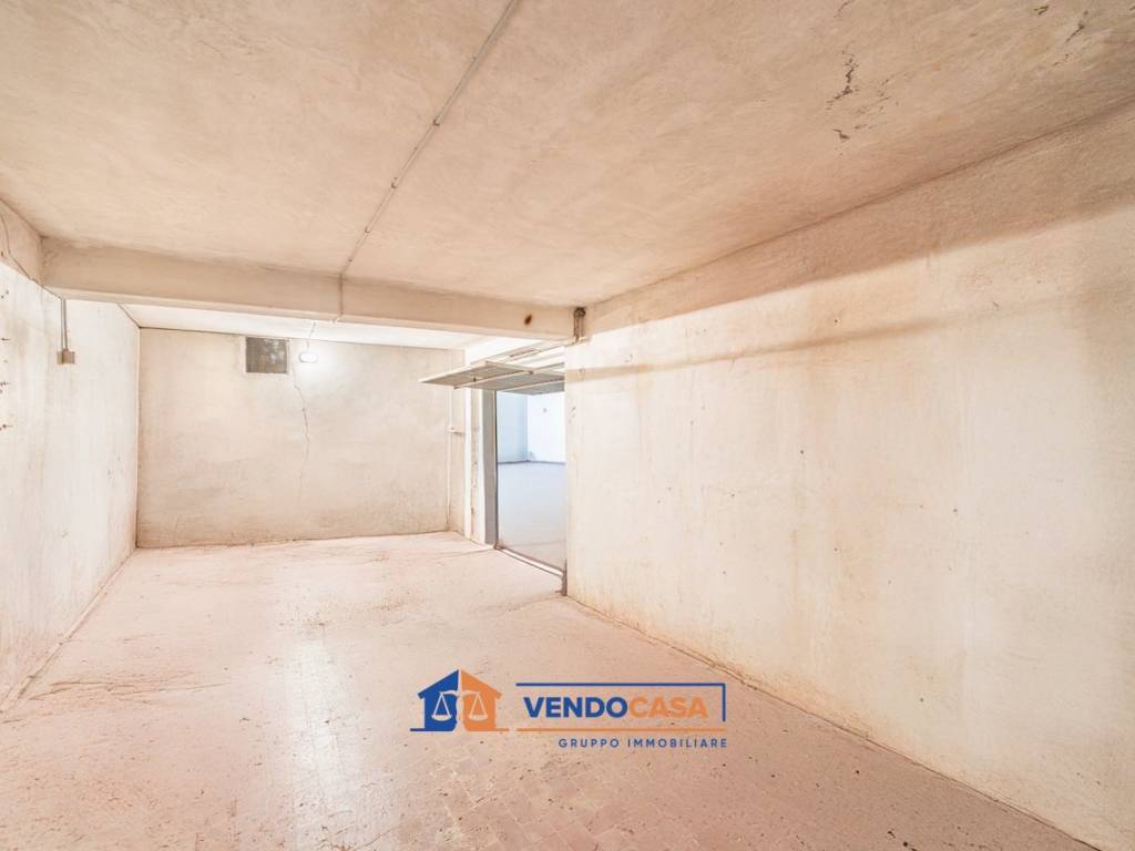 Box / garage a Varazze in Via San Francesco d'Assisi, 4 - Foto 2