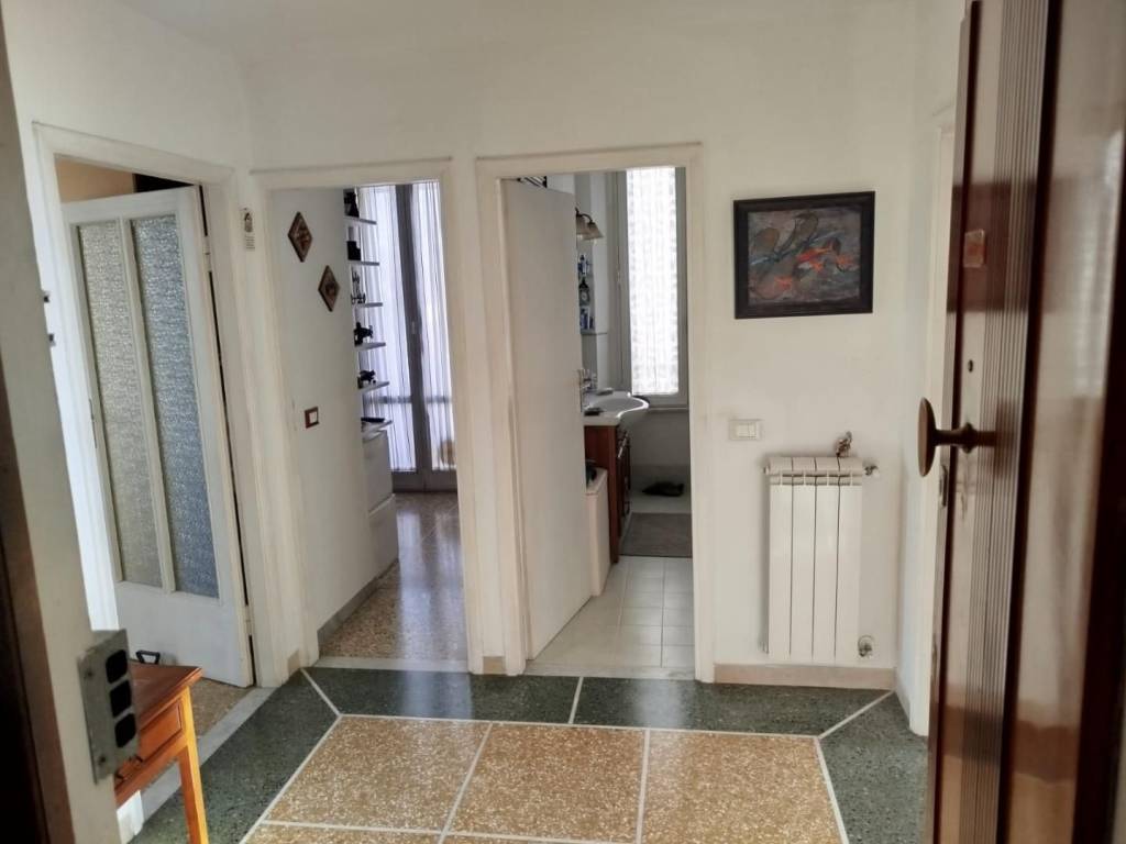 Appartamento a Livorno in Viale Cassa di Risparmio, - Foto 4