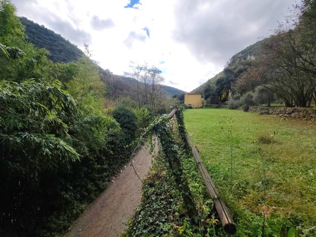Terreno a Finale ligure in Località Val Ponci - Foto 5