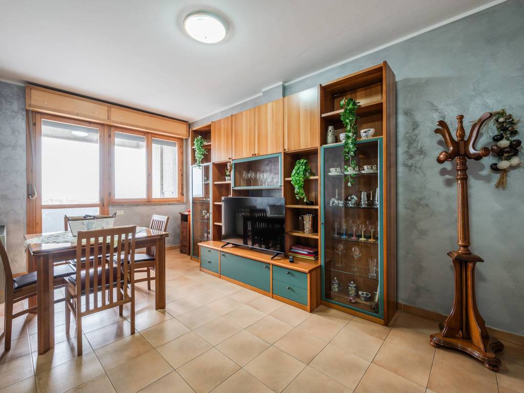 Appartamento a Reggio emilia in Via Martiri di Cervarolo - Foto 2