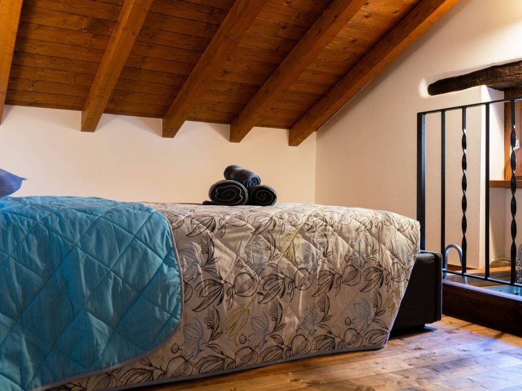 Casa indipendente a Massino visconti in Via Giuseppe Garibaldi, 2 - Foto 4