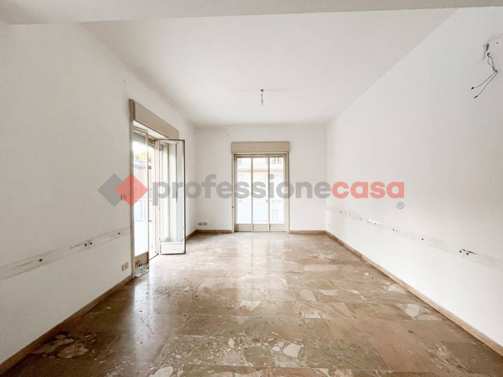 Immobile a Barcellona pozzo di gotto in Via Giosuè Carducci, 72 - Foto 3