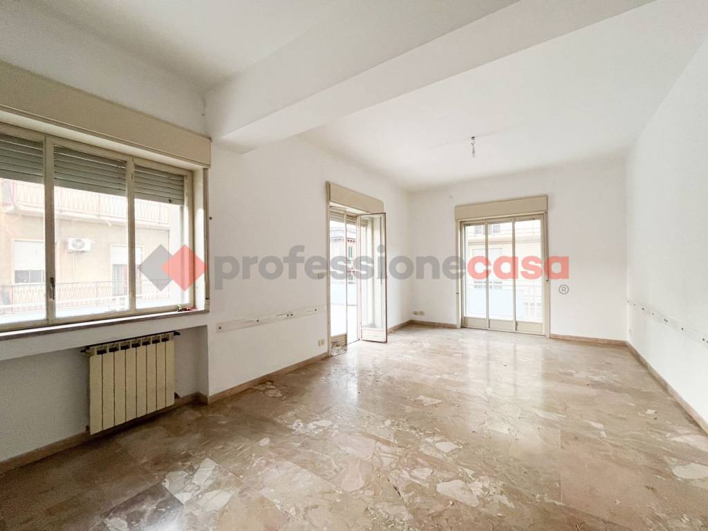 Immobile a Barcellona pozzo di gotto in Via Giosuè Carducci, 72 - Foto 4