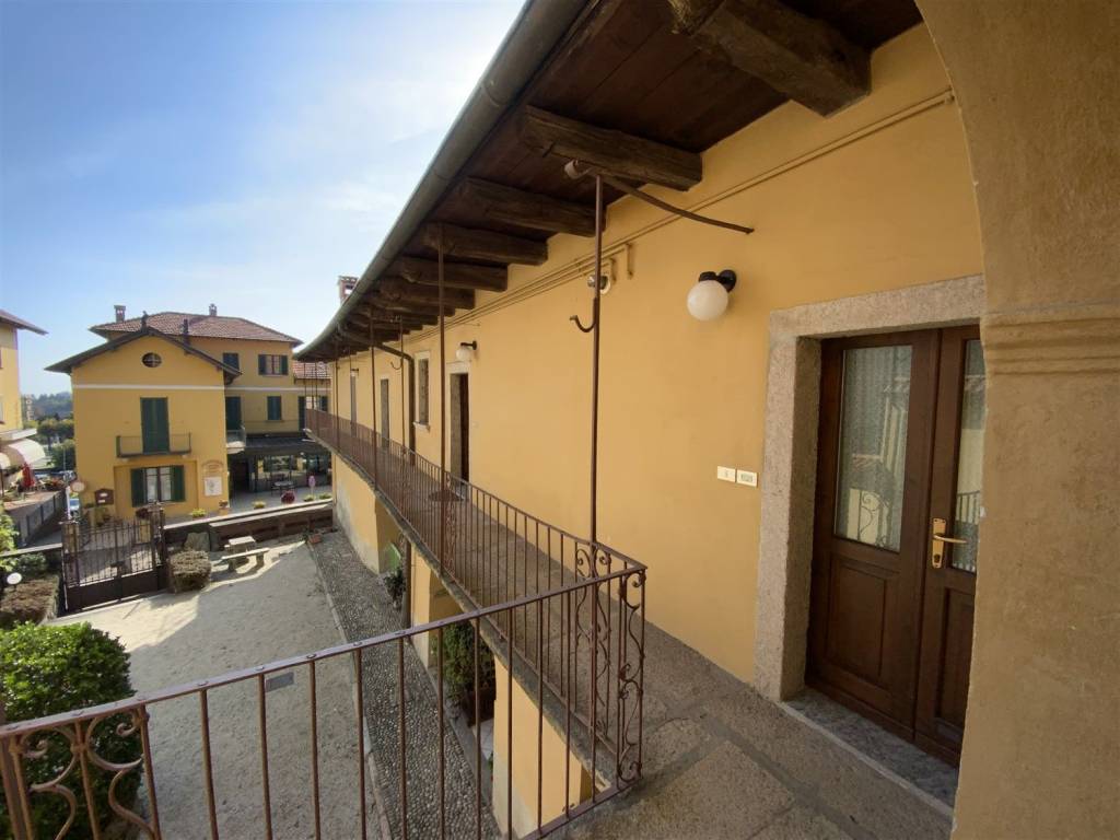 Appartamento a Gignese in Via Regina Margherita, 25 - Foto 3