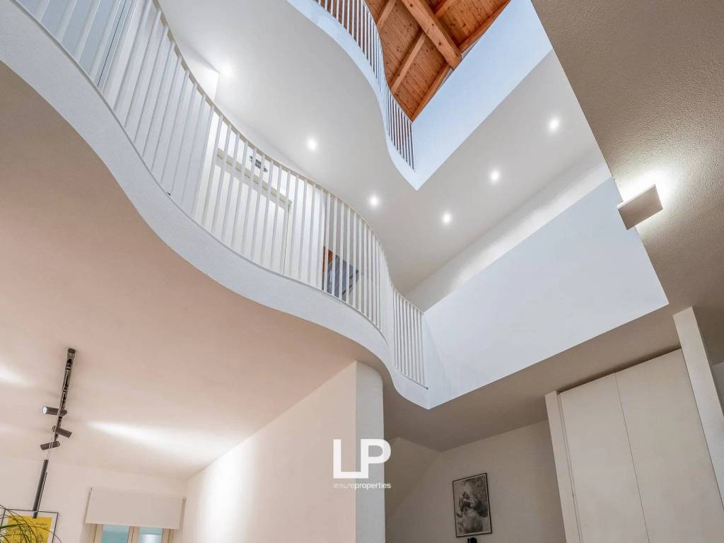 Casa indipendente a Arona in Vicolo Renò - Foto 3