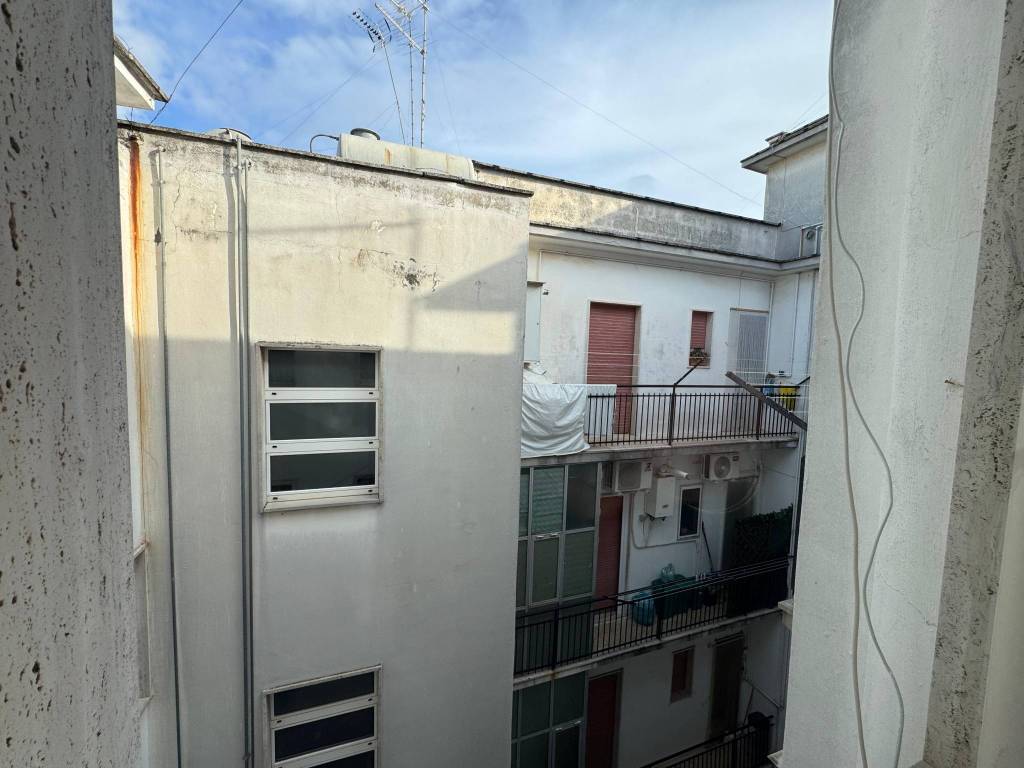Appartamento a Ostuni in Via Dottor G. Camassa - Foto 4