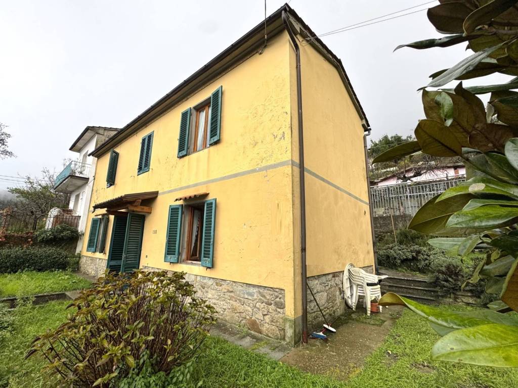 Villa a Vaiano in Via Emilio Bertini, 1 - Foto 3