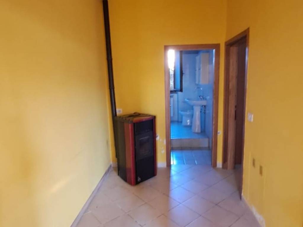 Appartamento a Montevarchi in Via del Pinaccio - Foto 5