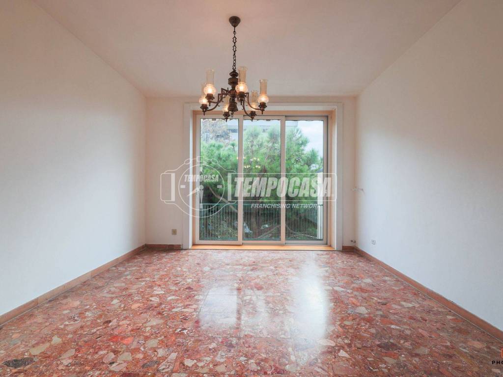 Appartamento a Riccione in Viale Maria Ceccarini, 118 - Foto 3