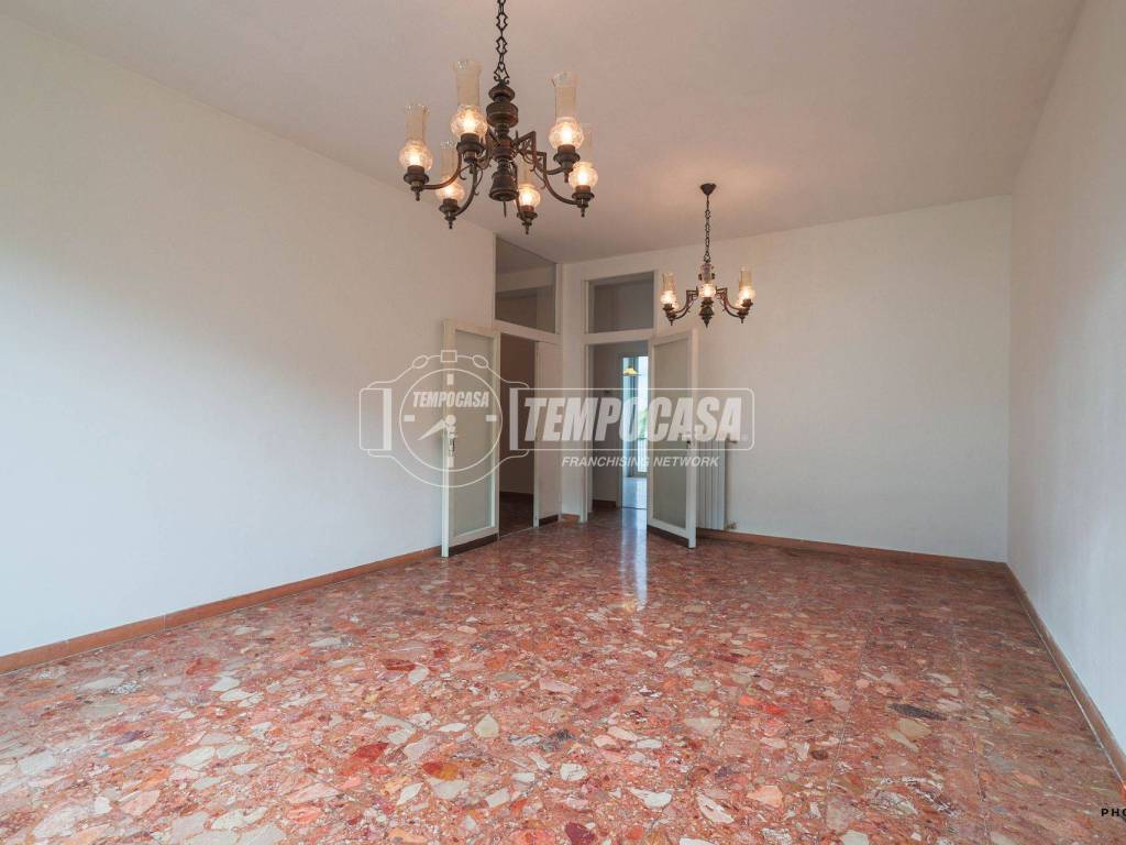 Appartamento a Riccione in Viale Maria Ceccarini, 118 - Foto 4