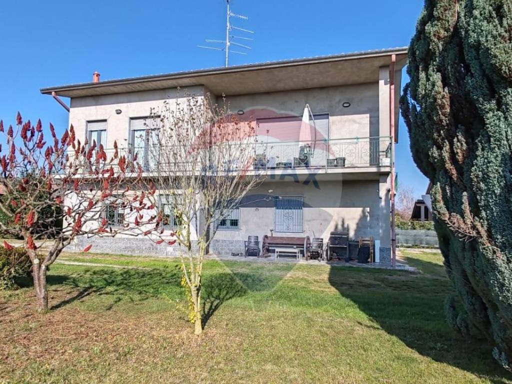 Casa indipendente a Oleggio castello - Foto 2