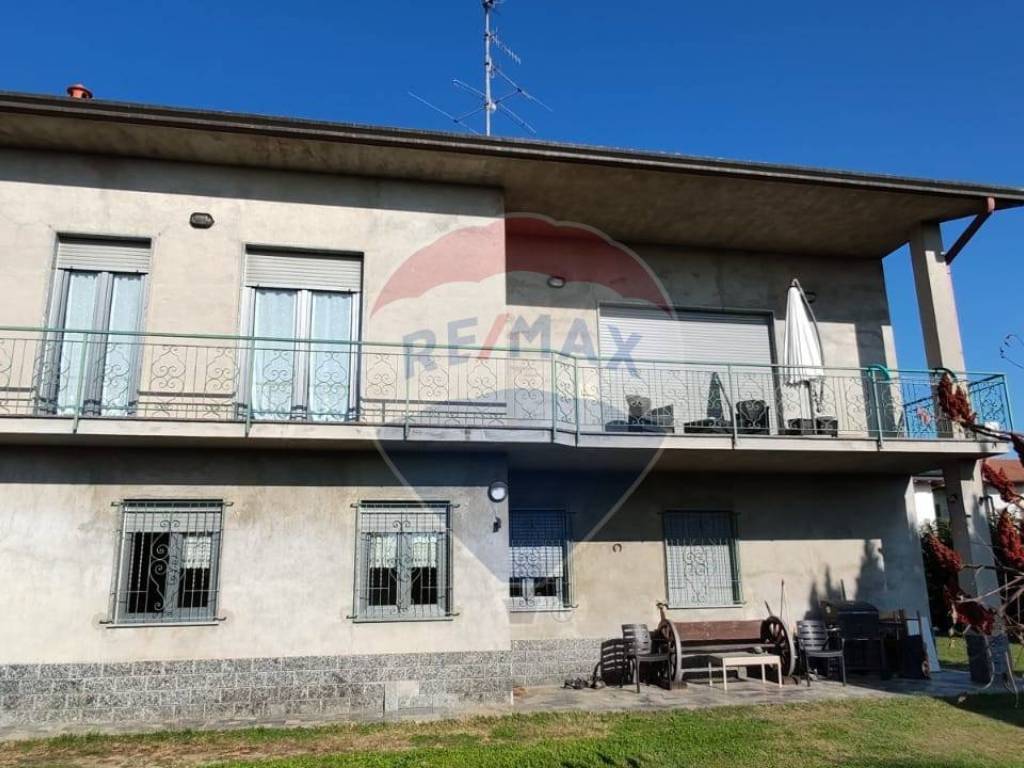 Casa indipendente a Oleggio castello - Foto 3