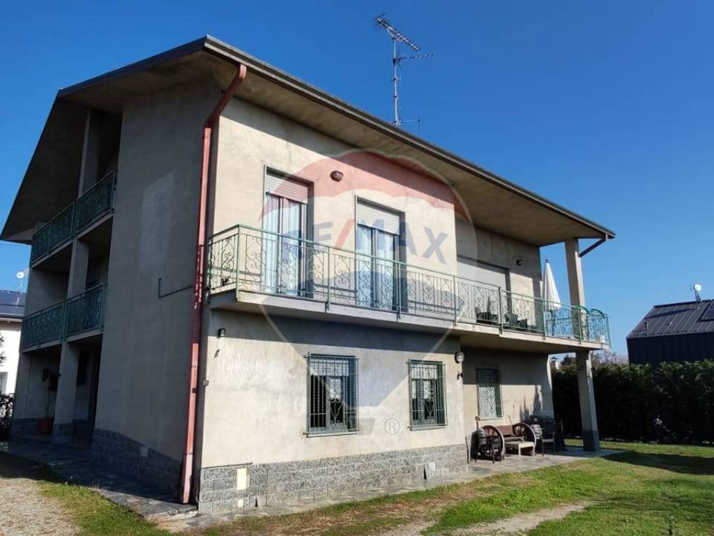 Casa indipendente a Oleggio castello - Foto 5