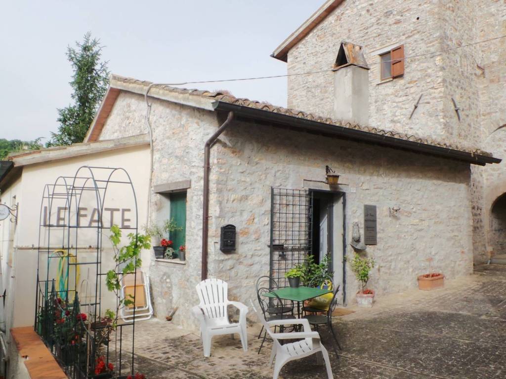 Casa indipendente a Sellano in Via Giuseppe Garibaldi, 4 - Foto 3