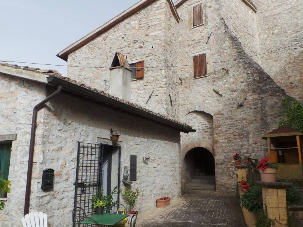 Casa indipendente a Sellano in Via Giuseppe Garibaldi, 4 - Foto 4