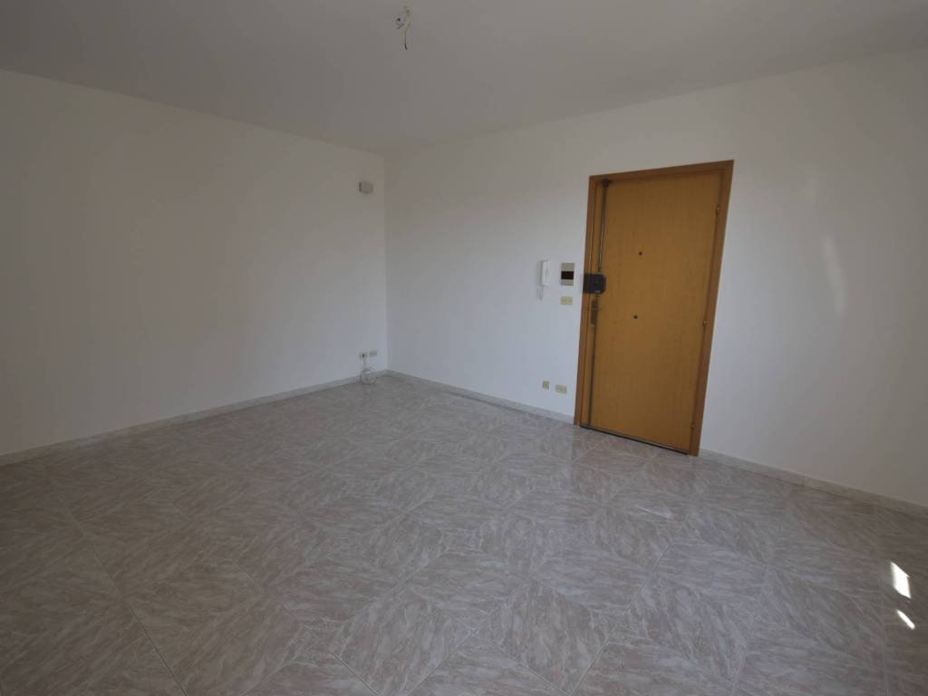 Appartamento a Carovigno in Via Verona - Foto 2